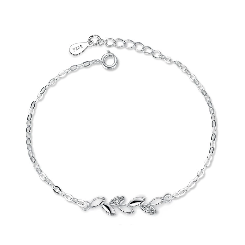 Elegance in Bloom 925 Sterling Silver Leaf Bracelet